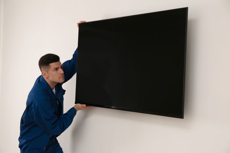 Television Hanging Service in Kansas City, MO